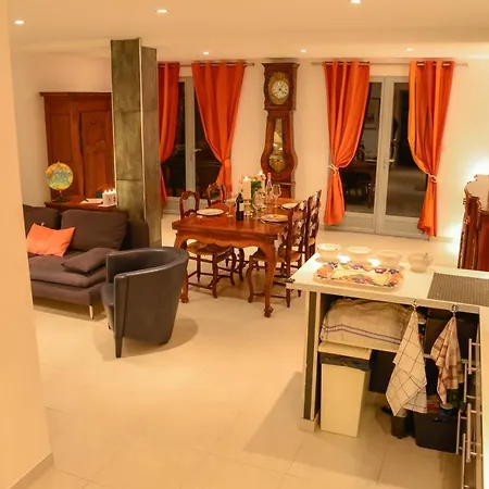 شقة Claude Monet كولِيورْ